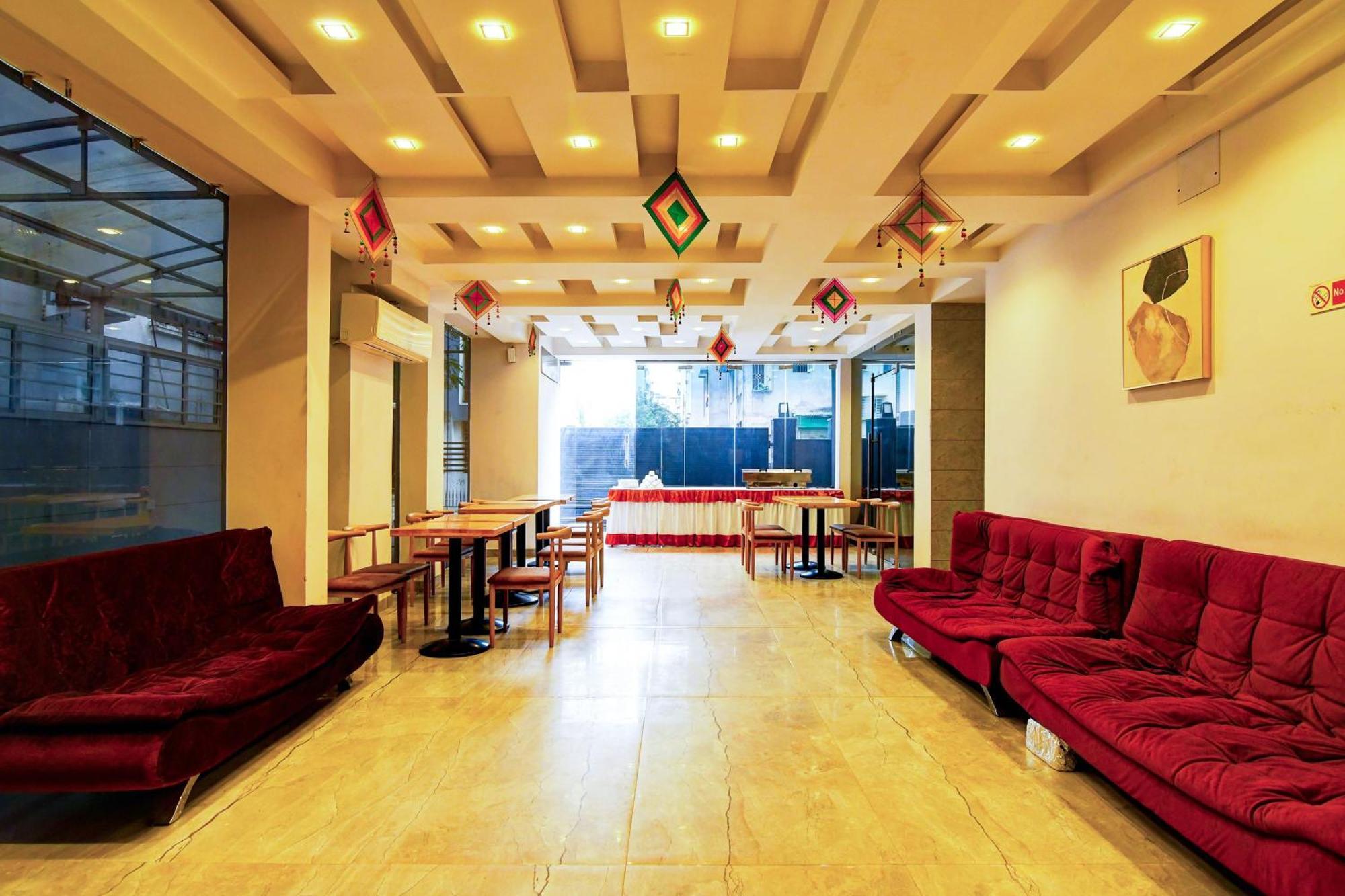Super Townhouse New Town Formerly Krish Residency Calcutta Extérieur photo
