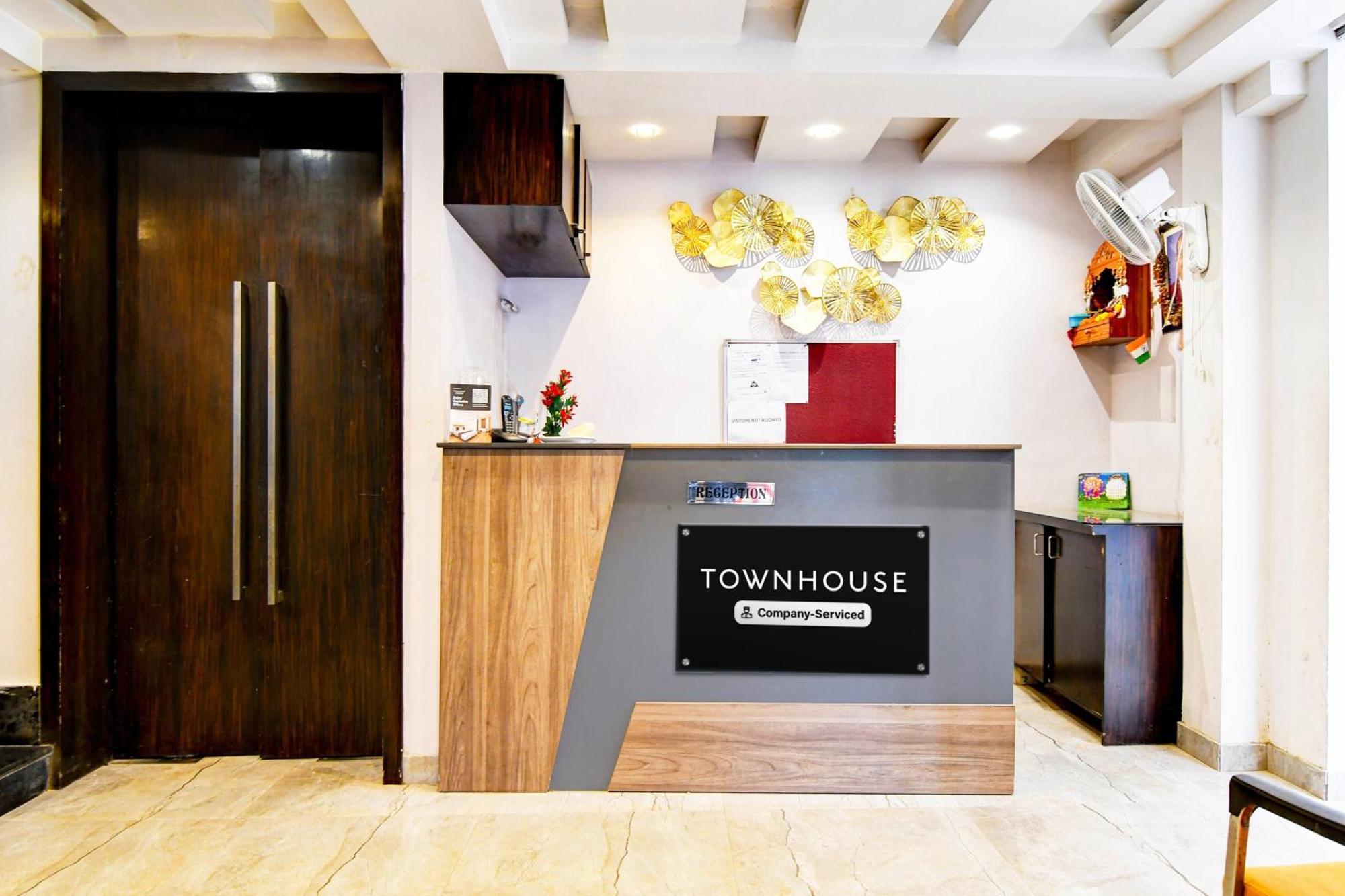 Super Townhouse New Town Formerly Krish Residency Calcutta Extérieur photo